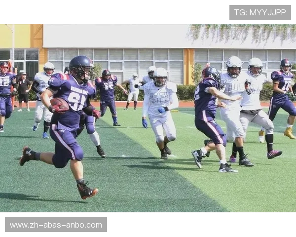 足球训练中的耐力提升与力量训练